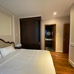 Leman Luxury Apartment By M Suites