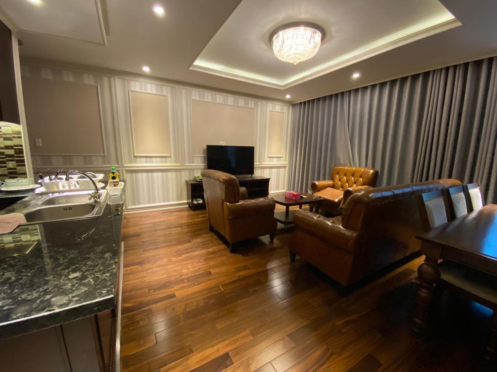 Leman Luxury By M Suites