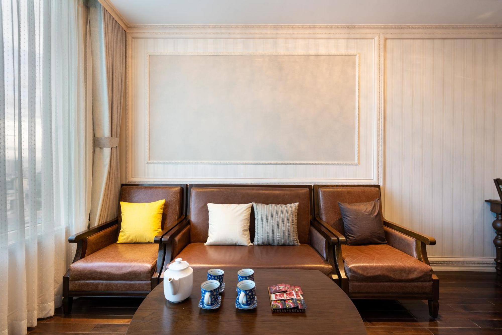 Căn hộ Leman Luxury By M Suites *