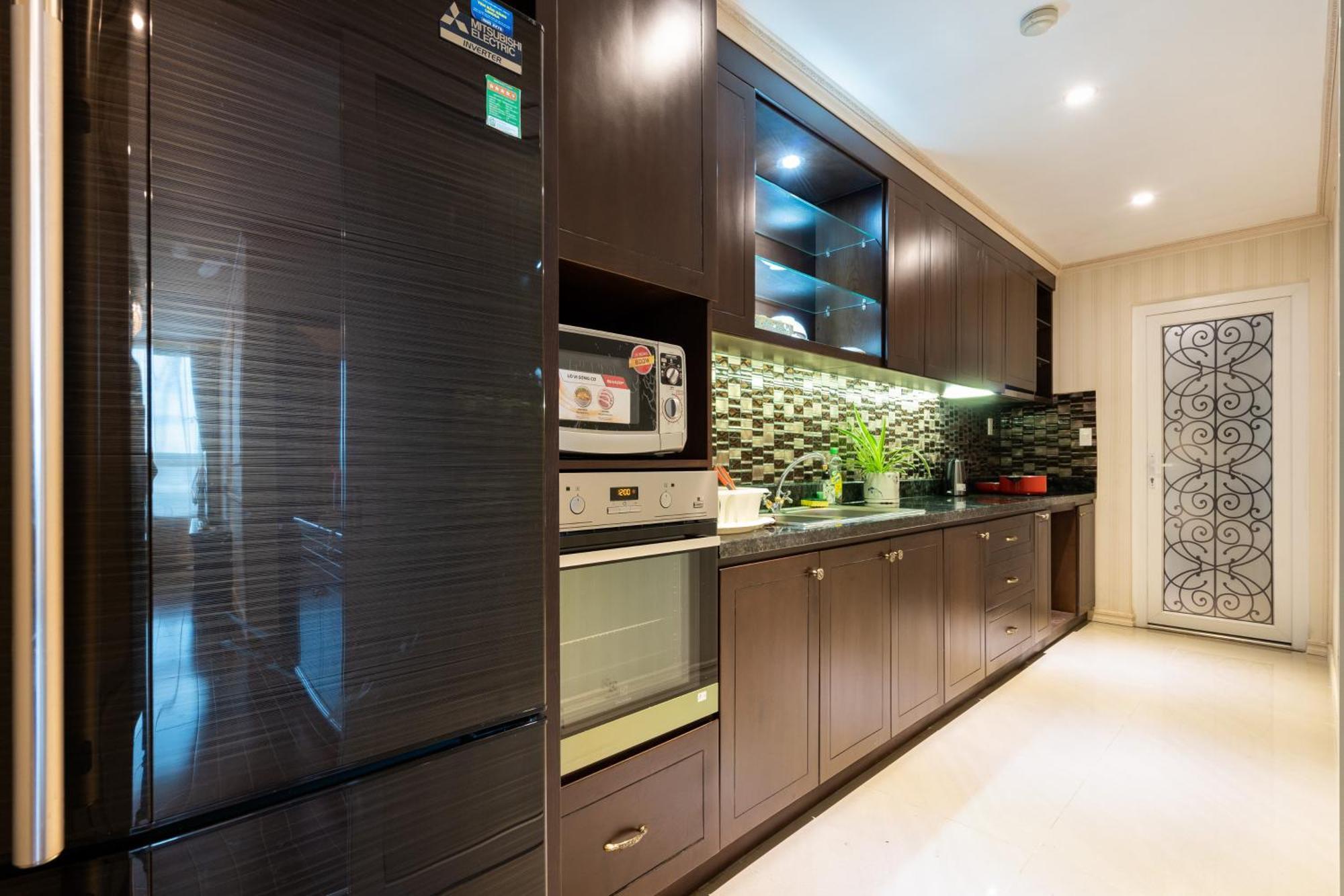 Leman Luxury By M Suites *
