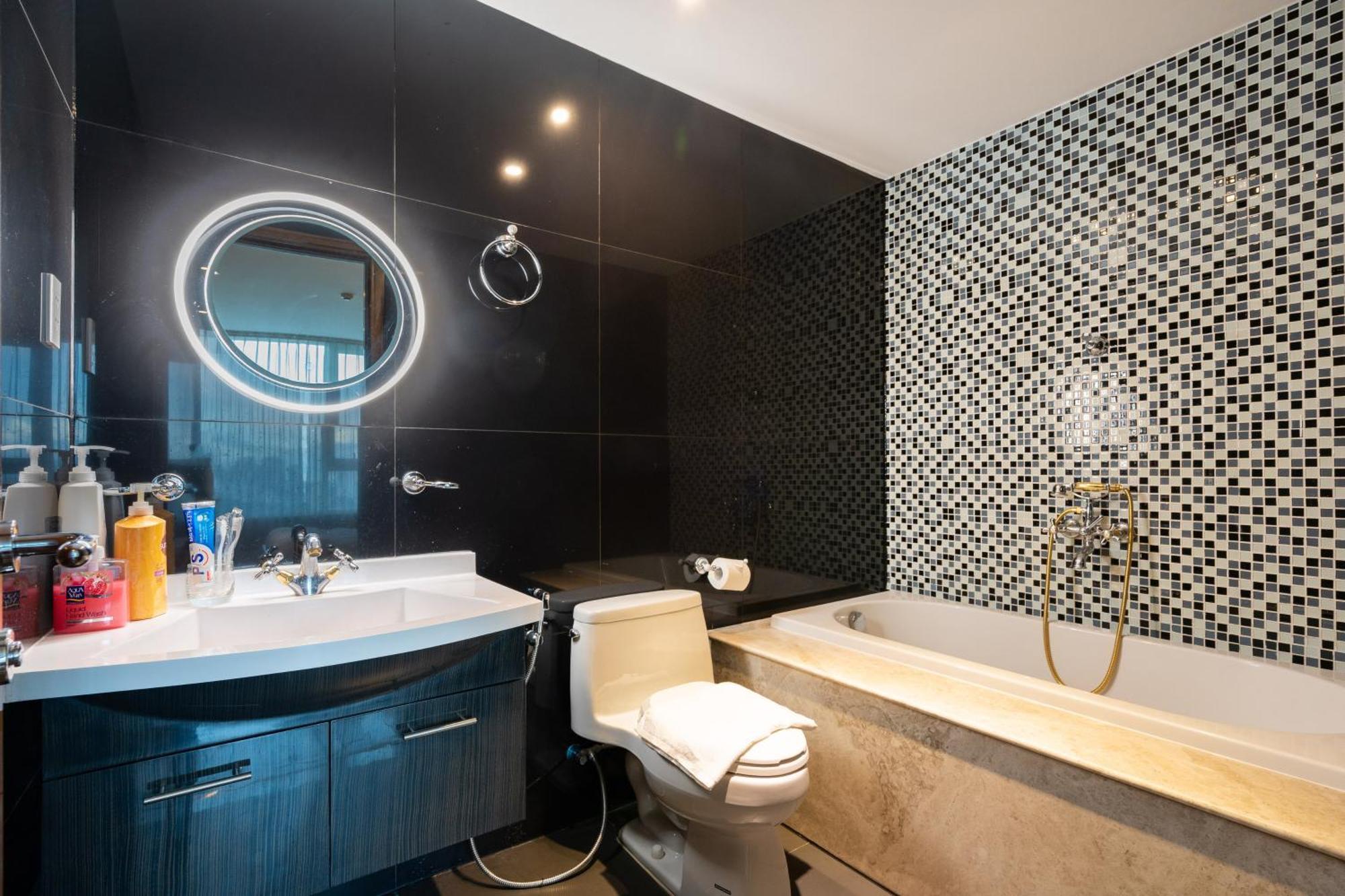 Căn hộ Leman Luxury By M Suites *